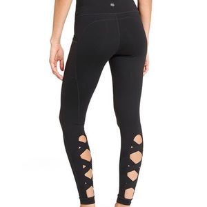 athleta yoga leggings